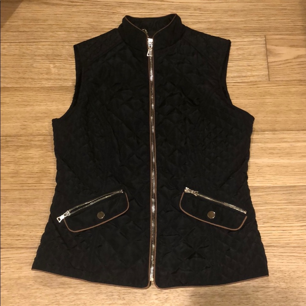 LA Coalition black vest with faux fur lining
